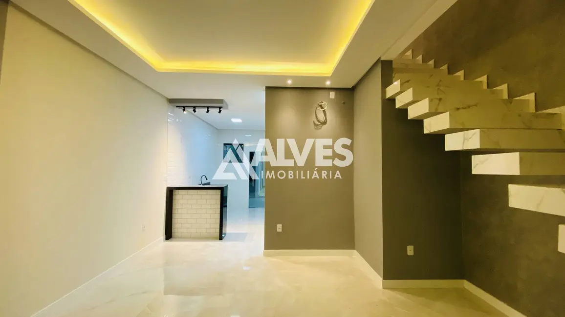 Casa com 4 quartos à venda, 150m2 em Feira De Santana - BA - imagem 7 Foto 7 de Casa com 4 quartos à venda, 150m2 em Feira De Santana - BA