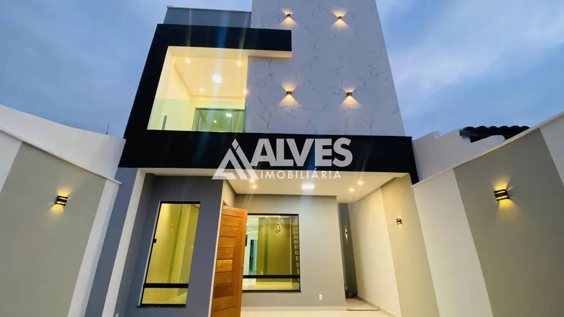 Casa com 4 quartos à venda, 150m2 em Feira De Santana - BA - imagem 1 Foto 1 de Casa com 4 quartos à venda, 150m2 em Feira De Santana - BA