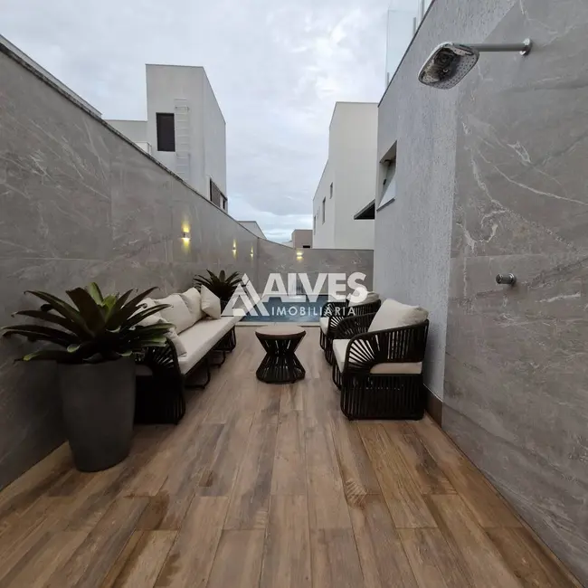 Foto 8 de Casa de Condomínio com 4 quartos à venda, 242m2 em Papagaio, Feira De Santana - BA