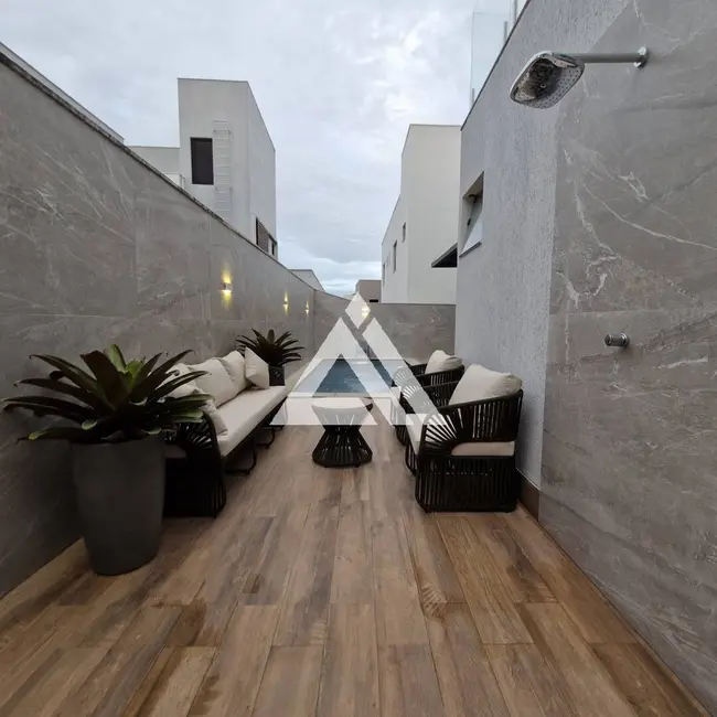 Foto 8 de Casa de Condomínio com 4 quartos à venda, 242m2 em Feira De Santana - BA