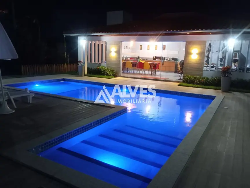 Chácara com 3 quartos à venda, 218m2 em Feira De Santana - BA - imagem 3 Foto 3 de Chácara com 3 quartos à venda, 218m2 em Feira De Santana - BA