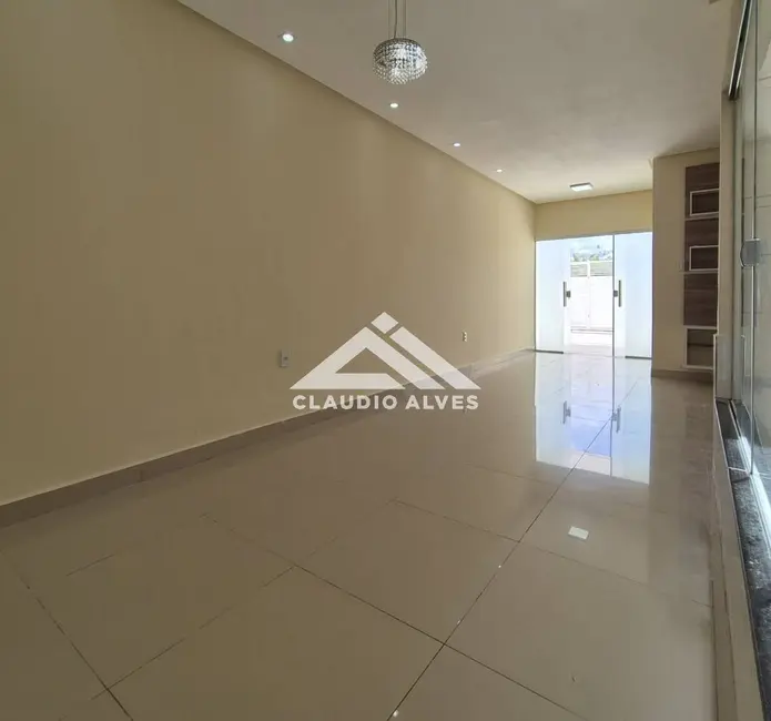 Foto 8 de Casa com 2 quartos à venda, 81m2 em Feira De Santana - BA