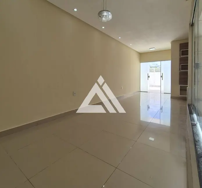 Foto 8 de Casa com 2 quartos à venda, 81m2 em Feira De Santana - BA