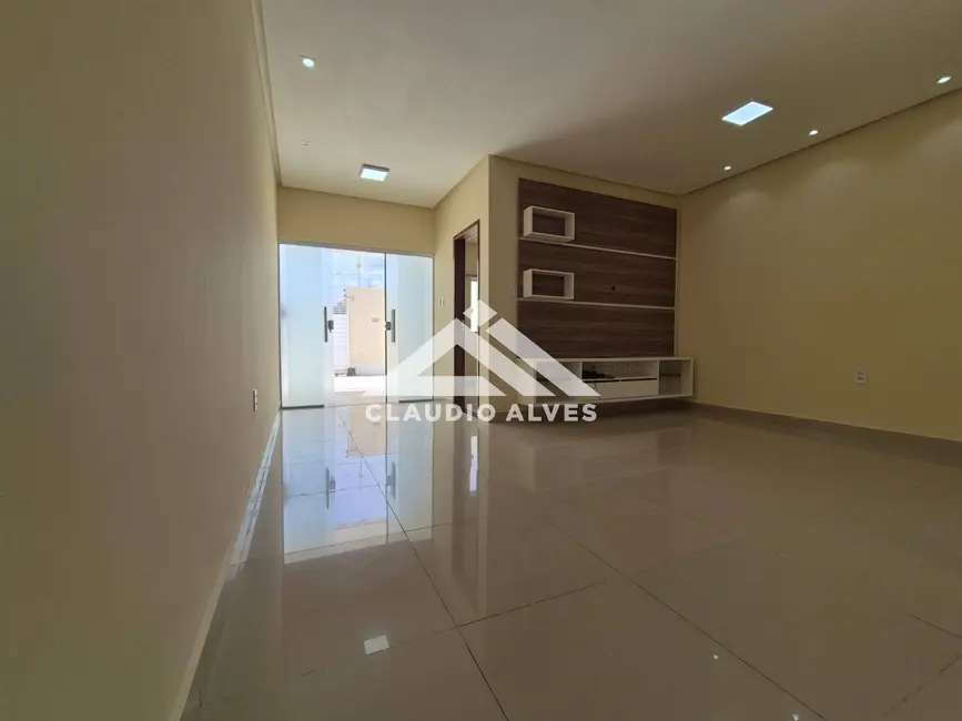 Foto 6 de Casa com 2 quartos à venda, 81m2 em Feira De Santana - BA
