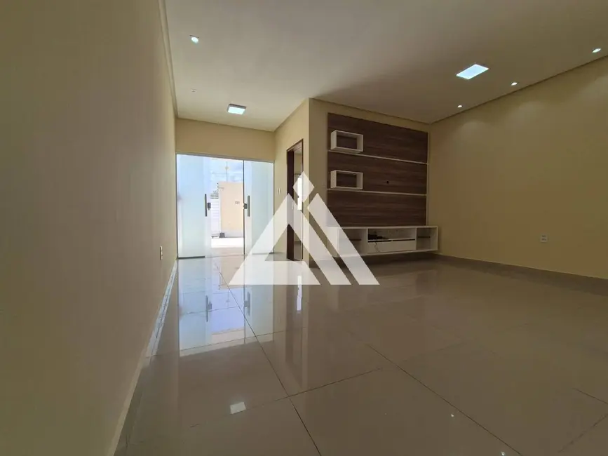 Foto 6 de Casa com 2 quartos à venda, 81m2 em Feira De Santana - BA