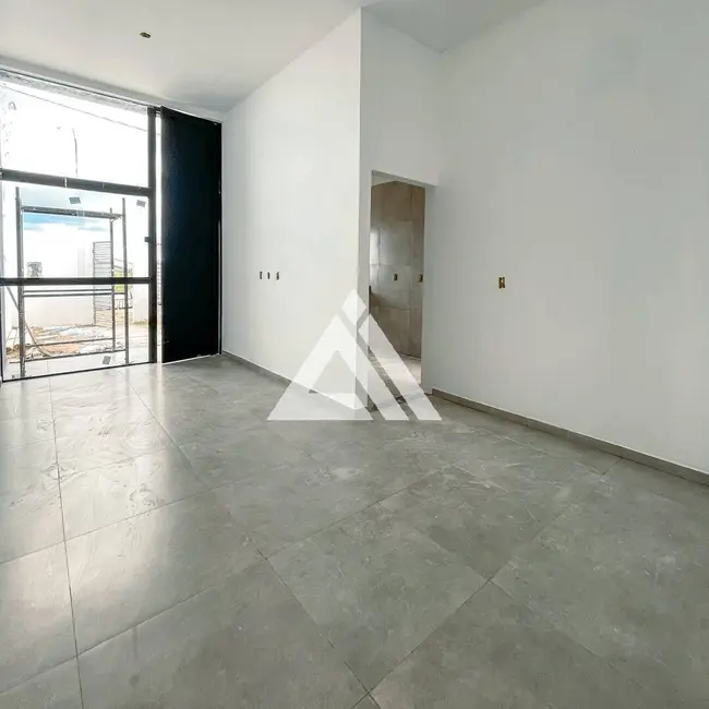 Foto 2 de Casa com 2 quartos à venda, 64m2 em Feira De Santana - BA