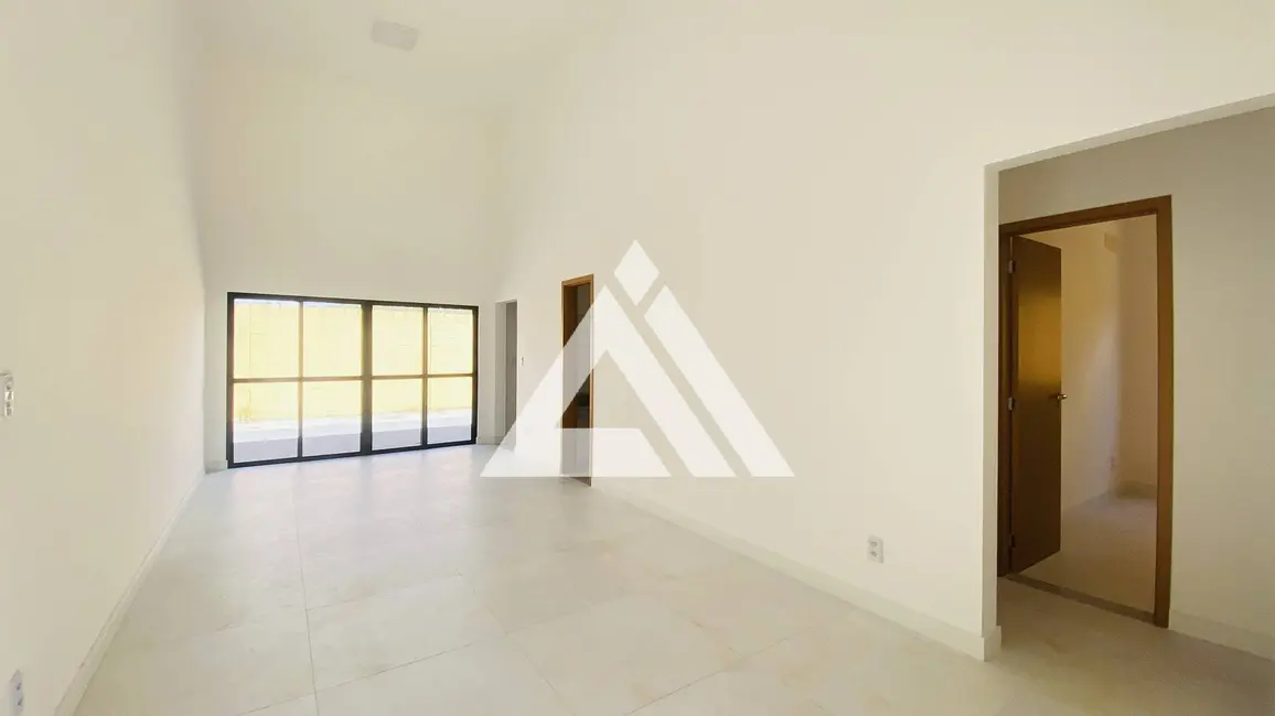 Foto 5 de Casa de Condomínio com 3 quartos à venda, 110m2 em Feira De Santana - BA