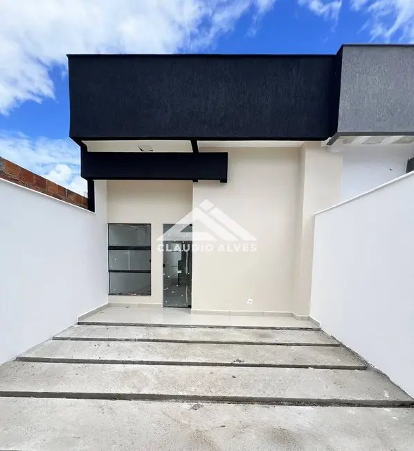 Foto 2 de Casa com 3 quartos à venda, 84m2 em Feira De Santana - BA