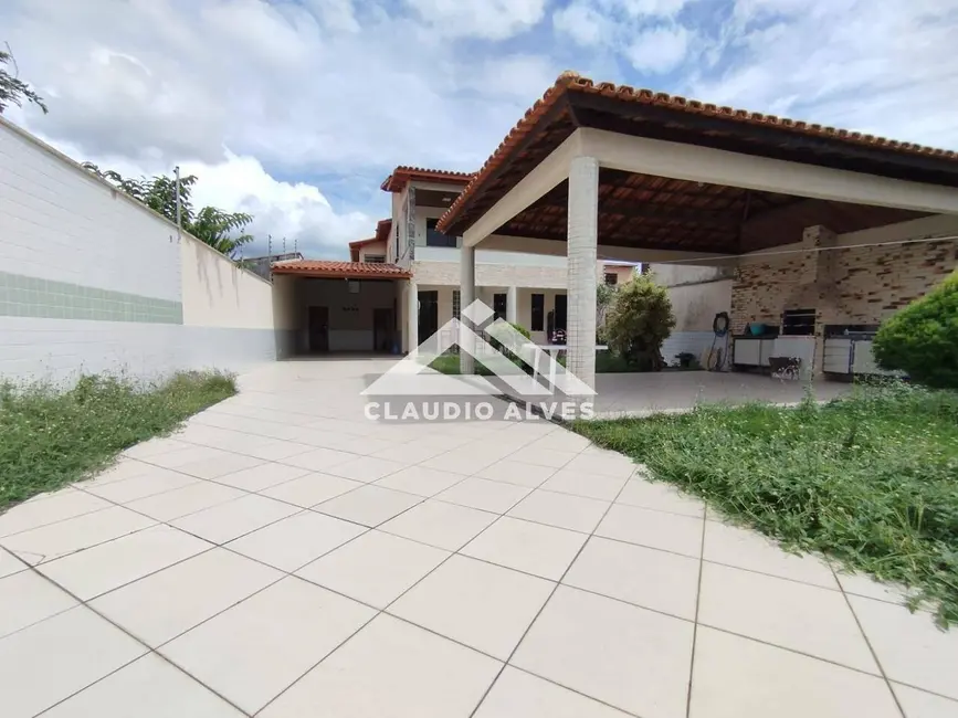 Foto 5 de Casa com 5 quartos à venda, 420m2 em Feira De Santana - BA