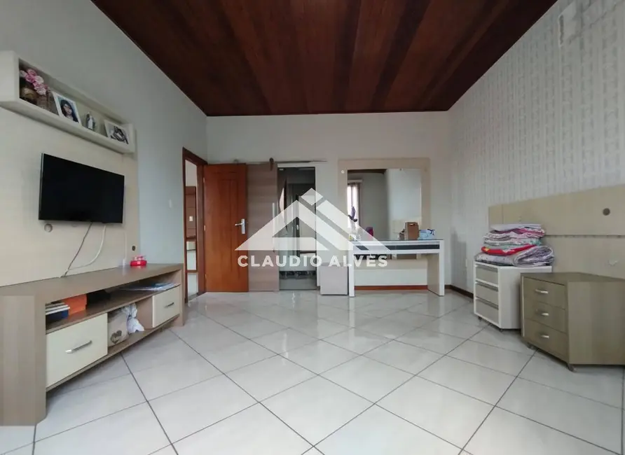 Foto 8 de Casa com 5 quartos à venda, 420m2 em Feira De Santana - BA