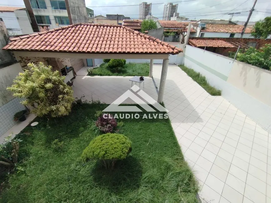 Foto 7 de Casa com 5 quartos à venda, 420m2 em Feira De Santana - BA