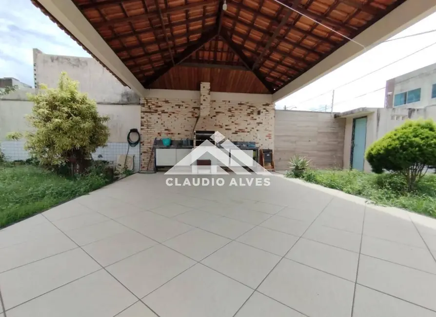 Foto 3 de Casa com 5 quartos à venda, 420m2 em Feira De Santana - BA