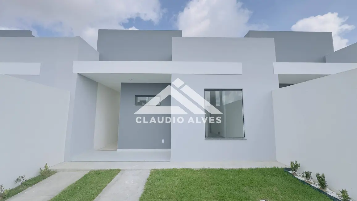 Foto 2 de Casa com 2 quartos à venda, 69m2 em Feira De Santana - BA