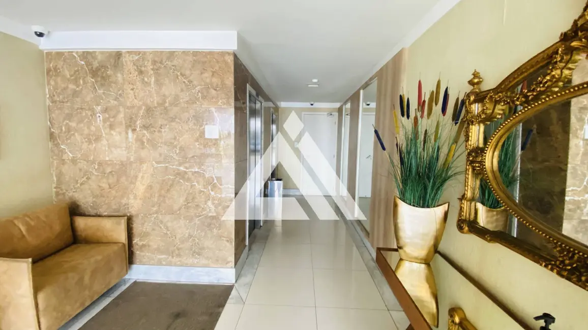 Foto 4 de Apartamento com 3 quartos à venda, 101m2 em Feira De Santana - BA