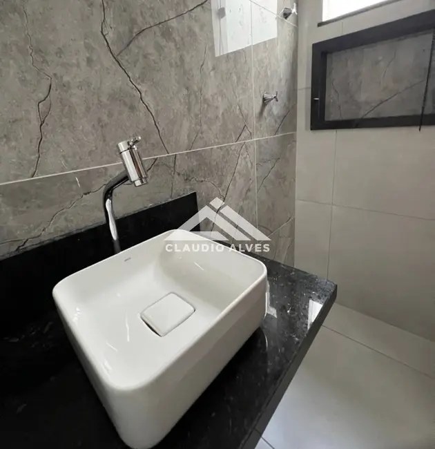 Foto 8 de Casa com 2 quartos à venda, 69m2 em Feira De Santana - BA