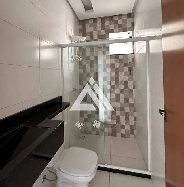 Foto 3 de Casa com 2 quartos à venda, 67m2 em Feira De Santana - BA