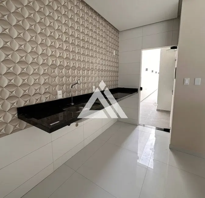 Foto 4 de Casa com 2 quartos à venda, 67m2 em Feira De Santana - BA