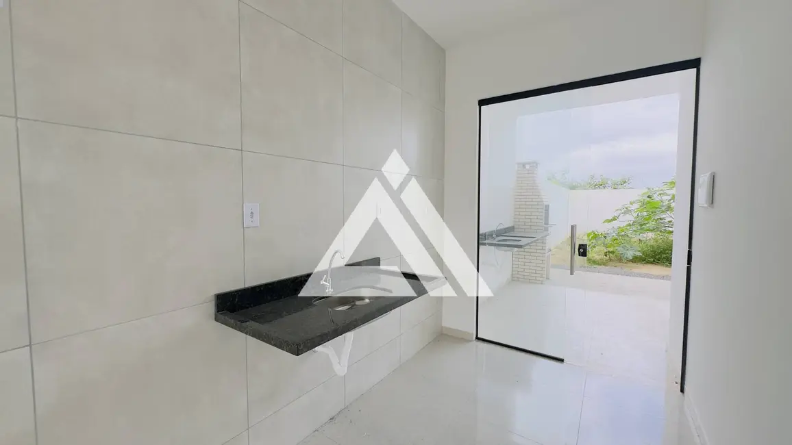 Foto 8 de Casa com 2 quartos à venda, 69m2 em Feira De Santana - BA