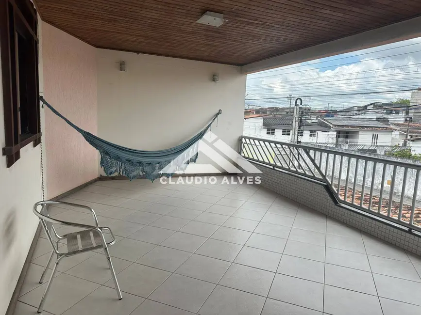 Casa com 5 quartos à venda, 170m2 em Feira De Santana - BA - imagem 5 Foto 5 de Casa com 5 quartos à venda, 170m2 em Feira De Santana - BA