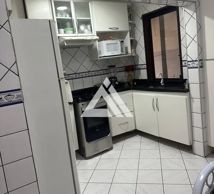 Foto 4 de Casa com 5 quartos à venda, 170m2 em Feira De Santana - BA