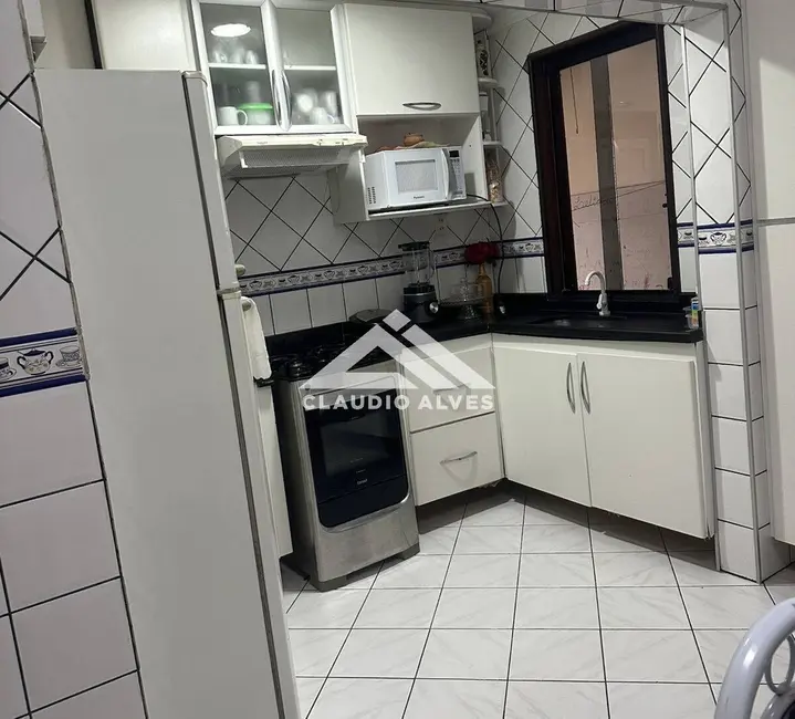 Casa com 5 quartos à venda, 170m2 em Feira De Santana - BA - imagem 4 Foto 4 de Casa com 5 quartos à venda, 170m2 em Feira De Santana - BA