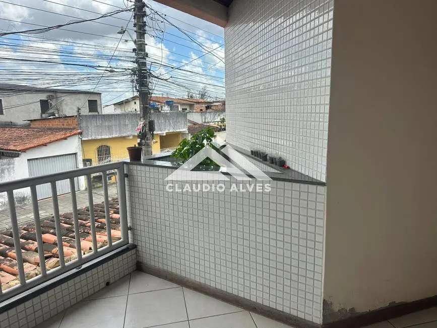 Casa com 5 quartos à venda, 170m2 em Feira De Santana - BA - imagem 6 Foto 6 de Casa com 5 quartos à venda, 170m2 em Feira De Santana - BA