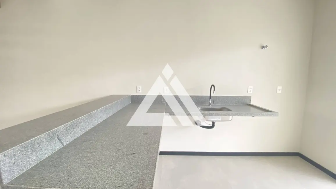 Foto 9 de Casa com 3 quartos para alugar, 145m2 em Feira De Santana - BA