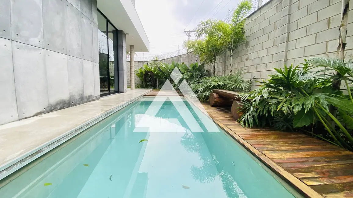 Foto 5 de Casa com 3 quartos para alugar, 300m2 em Feira De Santana - BA
