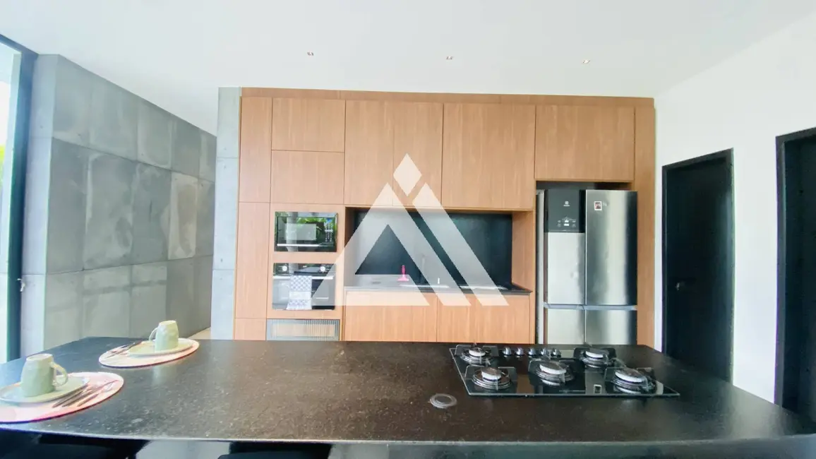 Foto 7 de Casa com 3 quartos para alugar, 300m2 em Feira De Santana - BA