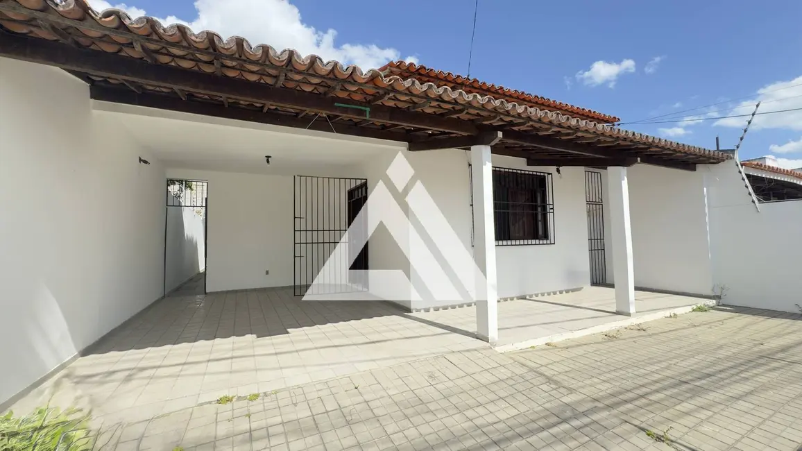 Foto 4 de Casa com 3 quartos para alugar, 300m2 em Feira De Santana - BA