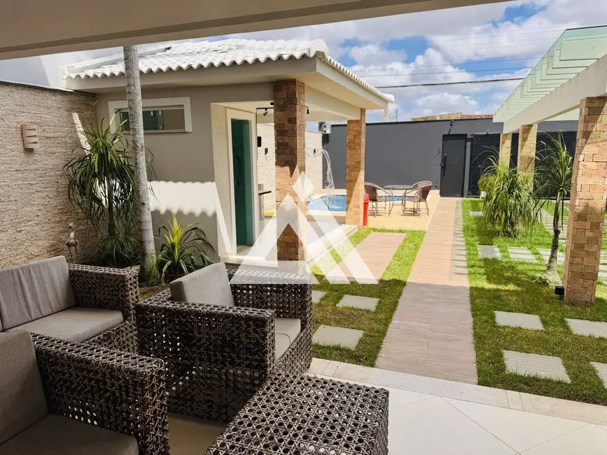 Foto 4 de Casa com 4 quartos à venda, 300m2 em Feira De Santana - BA