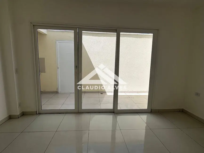 Casa de Condomínio com 2 quartos à venda, 140m2 em Feira De Santana - BA - imagem 4 Foto 4 de Casa de Condomínio com 2 quartos à venda, 140m2 em Feira De Santana - BA