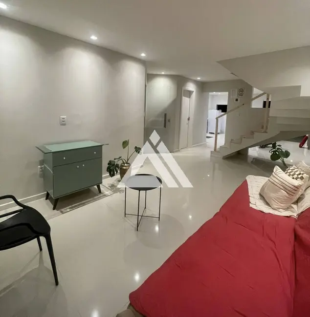 Foto 5 de Casa com 3 quartos para alugar, 190m2 em Feira De Santana - BA