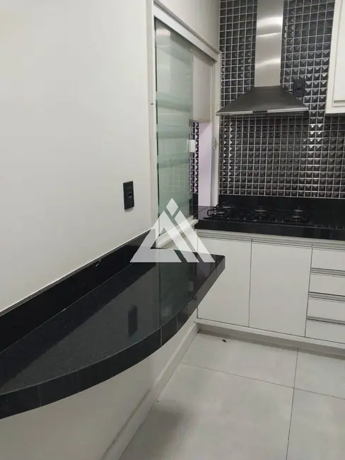 Foto 9 de Casa de Condomínio com 2 quartos para alugar, 100m2 em Feira De Santana - BA