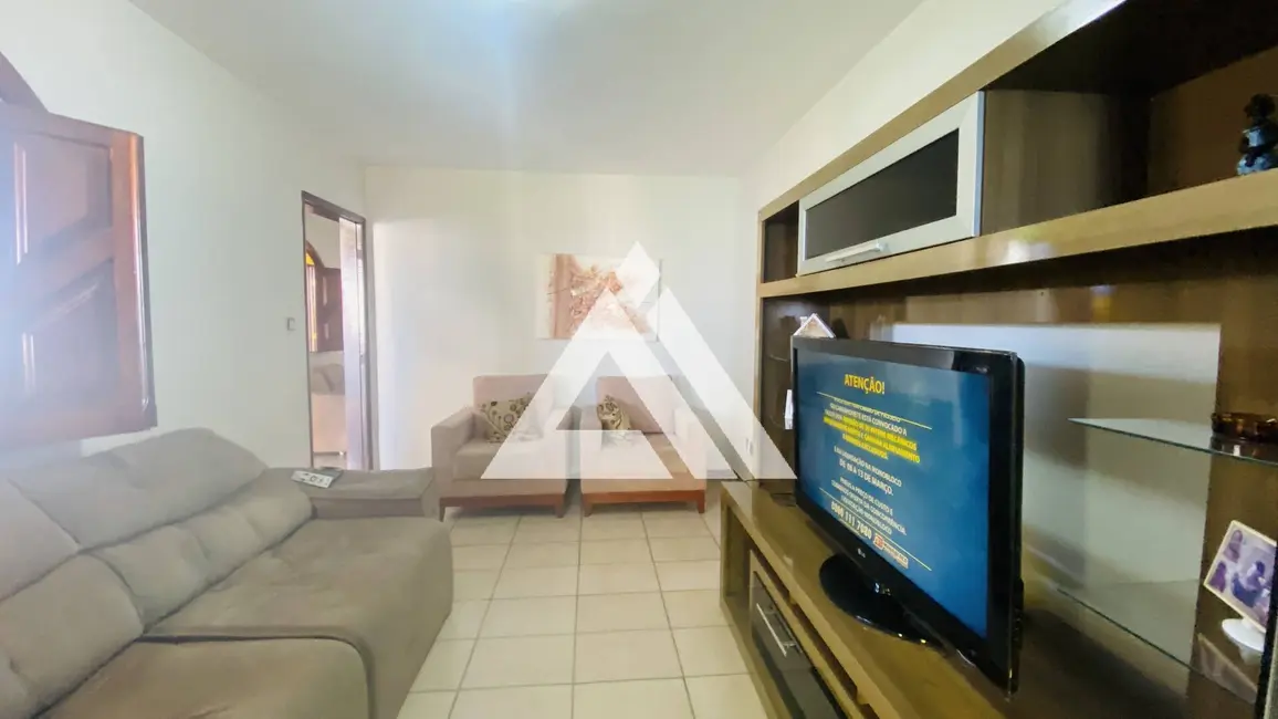 Casa com 4 quartos à venda, 200m2 em Feira De Santana - BA - imagem 7 Foto 7 de Casa com 4 quartos à venda, 200m2 em Feira De Santana - BA
