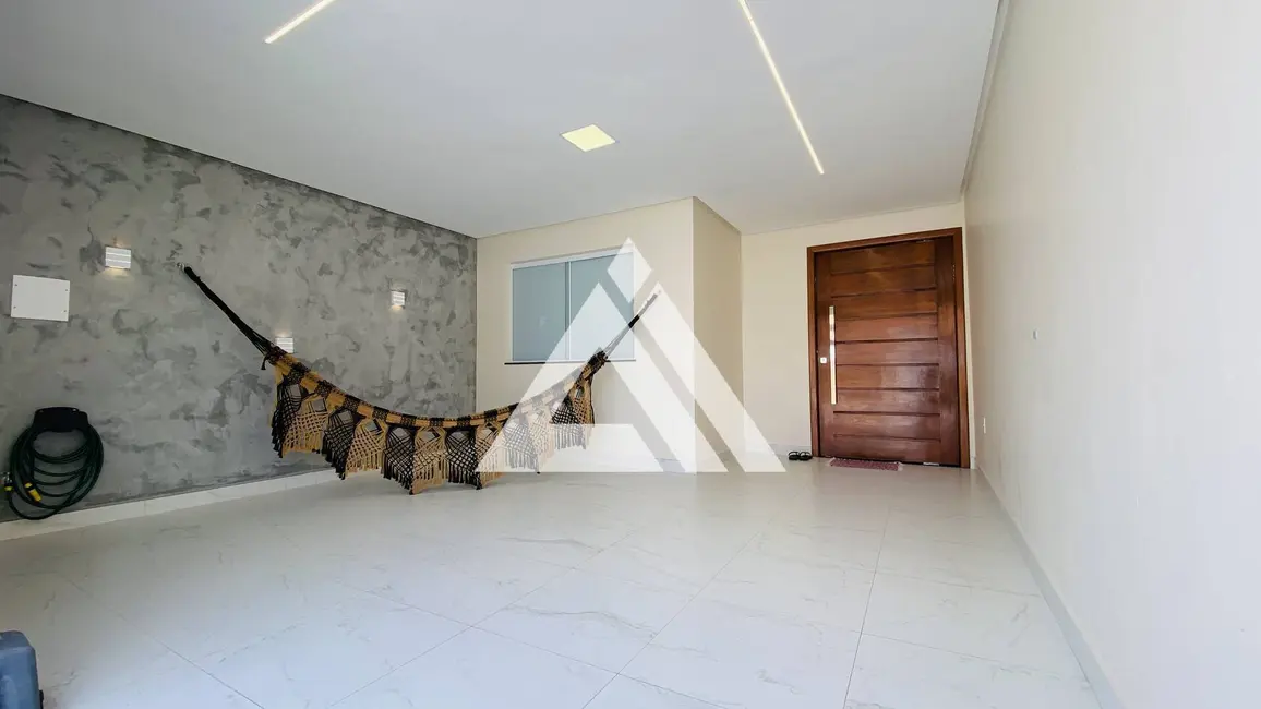 Foto 2 de Casa com 2 quartos à venda, 94m2 em Feira De Santana - BA