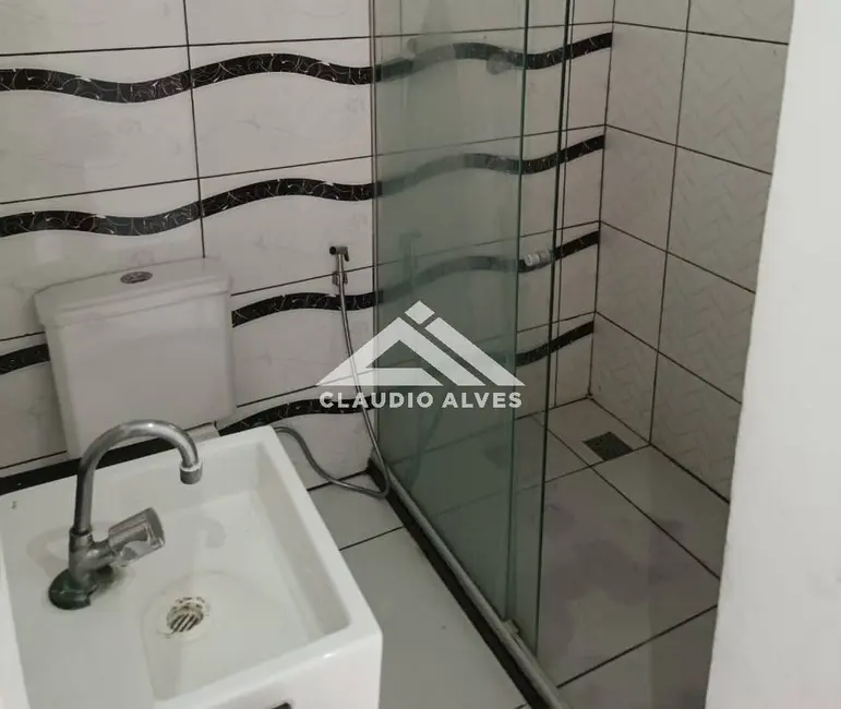 Casa com 5 quartos à venda, 250m2 em Serrinha - BA - imagem 5 Foto 5 de Casa com 5 quartos à venda, 250m2 em Serrinha - BA