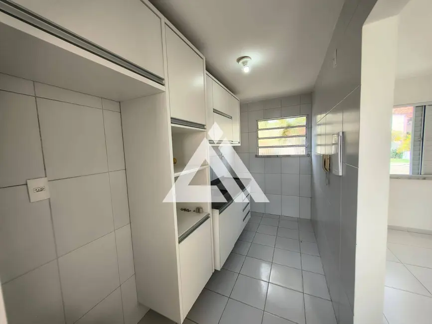 Foto 5 de Casa de Condomínio com 3 quartos para alugar, 80m2 em Feira De Santana - BA