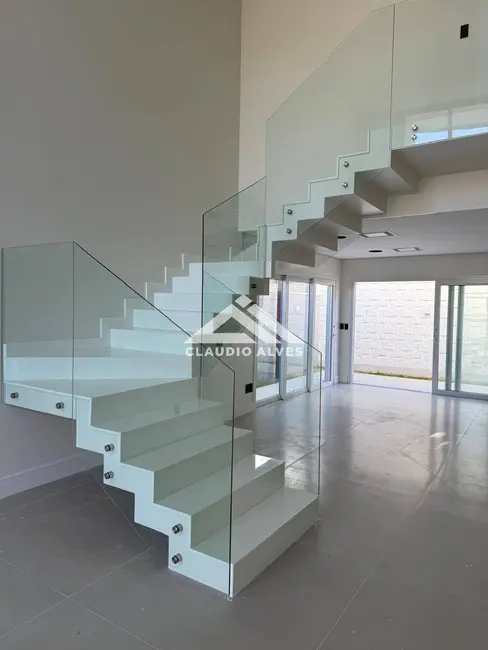 Casa de Condomínio com 4 quartos à venda, 165m2 em Feira De Santana - BA - imagem 2 Foto 2 de Casa de Condomínio com 4 quartos à venda, 165m2 em Feira De Santana - BA