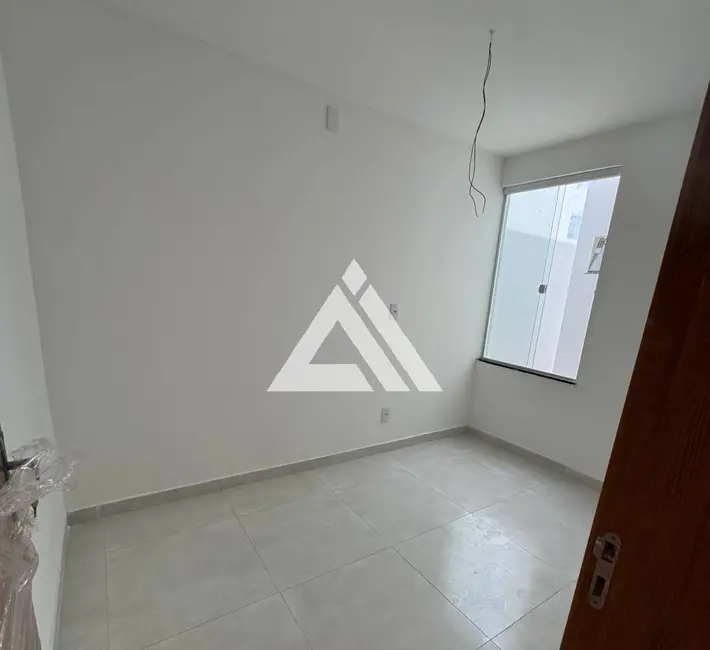Casa com 2 quartos à venda, 60m2 em Feira De Santana - BA - imagem 6 Foto 6 de Casa com 2 quartos à venda, 60m2 em Feira De Santana - BA