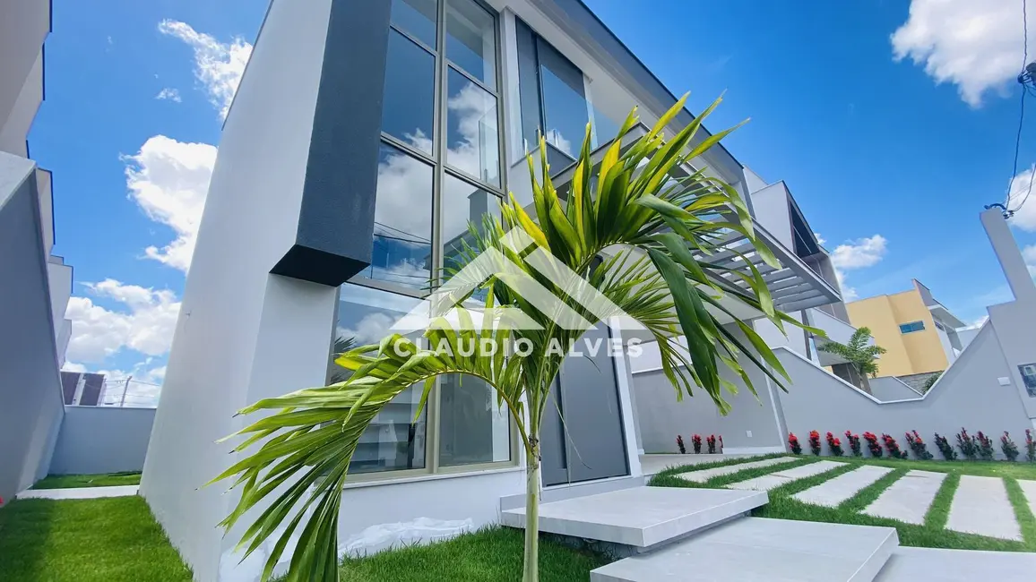 Foto 1 de Casa de Condomínio com 4 quartos à venda, 225m2 em Feira De Santana - BA