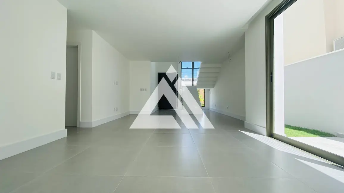 Foto 8 de Casa de Condomínio com 4 quartos à venda, 225m2 em Feira De Santana - BA