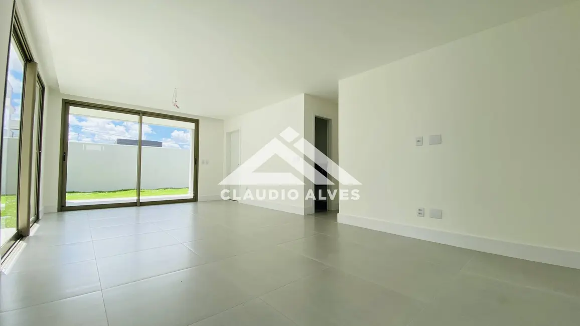 Foto 7 de Casa de Condomínio com 4 quartos à venda, 225m2 em Feira De Santana - BA