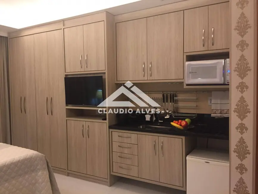 Foto 9 de Apartamento com 1 quarto para alugar, 36m2 em Feira De Santana - BA