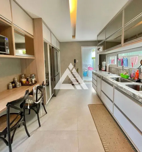 Foto 8 de Casa de Condomínio com 4 quartos para alugar, 372m2 em Feira De Santana - BA