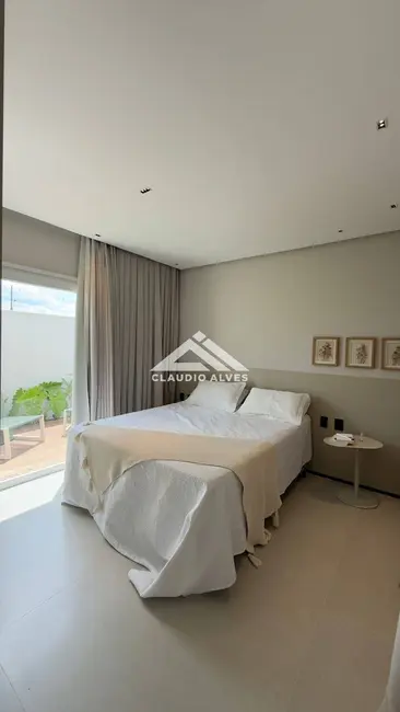 Casa de Condomínio com 3 quartos à venda, 302m2 em Feira De Santana - BA - imagem 9 Foto 9 de Casa de Condomínio com 3 quartos à venda, 302m2 em Feira De Santana - BA