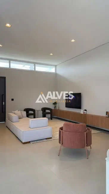 Foto 4 de Casa de Condomínio com 3 quartos à venda, 302m2 em Feira De Santana - BA