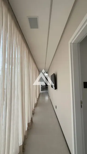 Foto 8 de Casa de Condomínio com 3 quartos à venda, 302m2 em Feira De Santana - BA