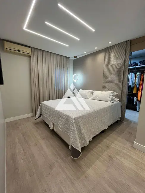 Foto 8 de Casa de Condomínio com 4 quartos para alugar, 256m2 em Feira De Santana - BA