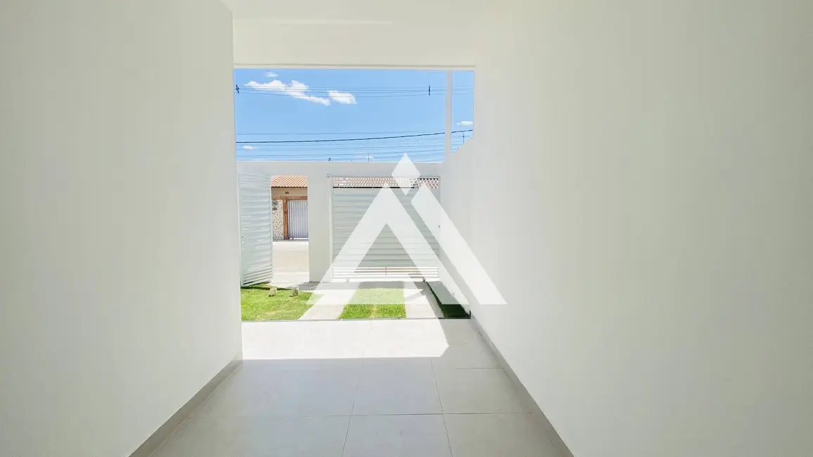 Casa com 2 quartos à venda, 72m2 em Feira De Santana - BA - imagem 2 Foto 2 de Casa com 2 quartos à venda, 72m2 em Feira De Santana - BA